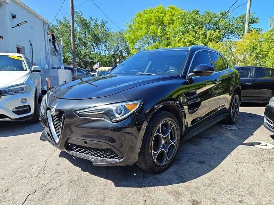 2019 Alfa Romeo Stelvio - Image 9 of 20
