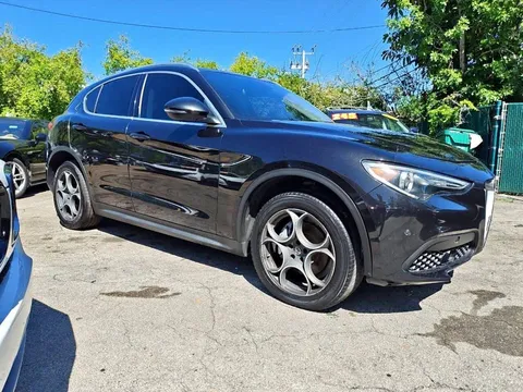 2019 Alfa Romeo Stelvio Sport
