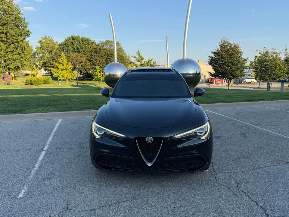 2019 Alfa Romeo Stelvio - Image 2 of 20