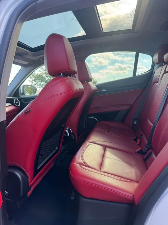 2019 Alfa Romeo Stelvio - Image 7 of 14