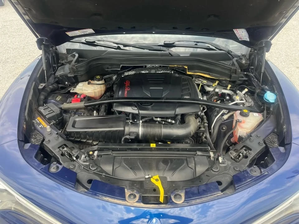 2019 Alfa Romeo Stelvio - Image 9 of 20
