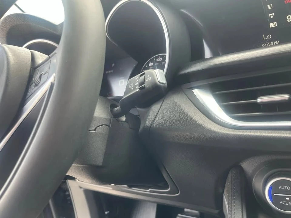 2019 Alfa Romeo Stelvio - Image 15 of 20