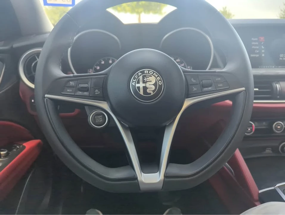 2019 Alfa Romeo Stelvio - Image 18 of 20