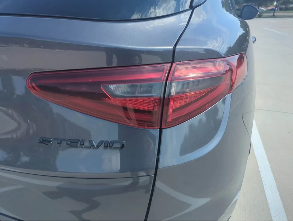 2019 Alfa Romeo Stelvio - Image 9 of 20