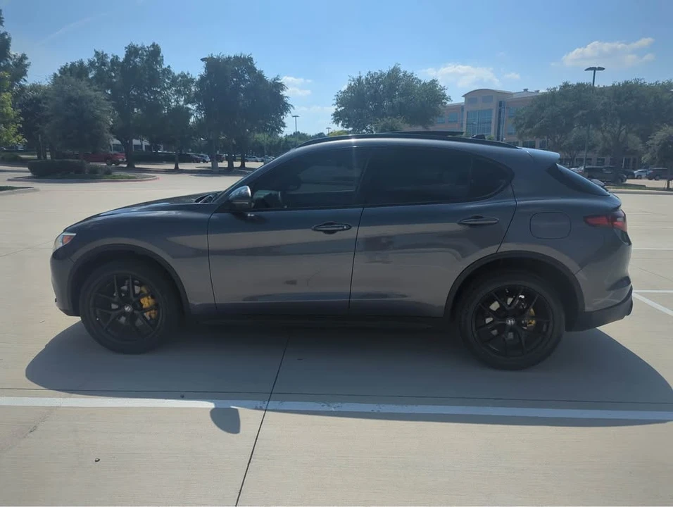 2019 Alfa Romeo Stelvio - Image 2 of 20
