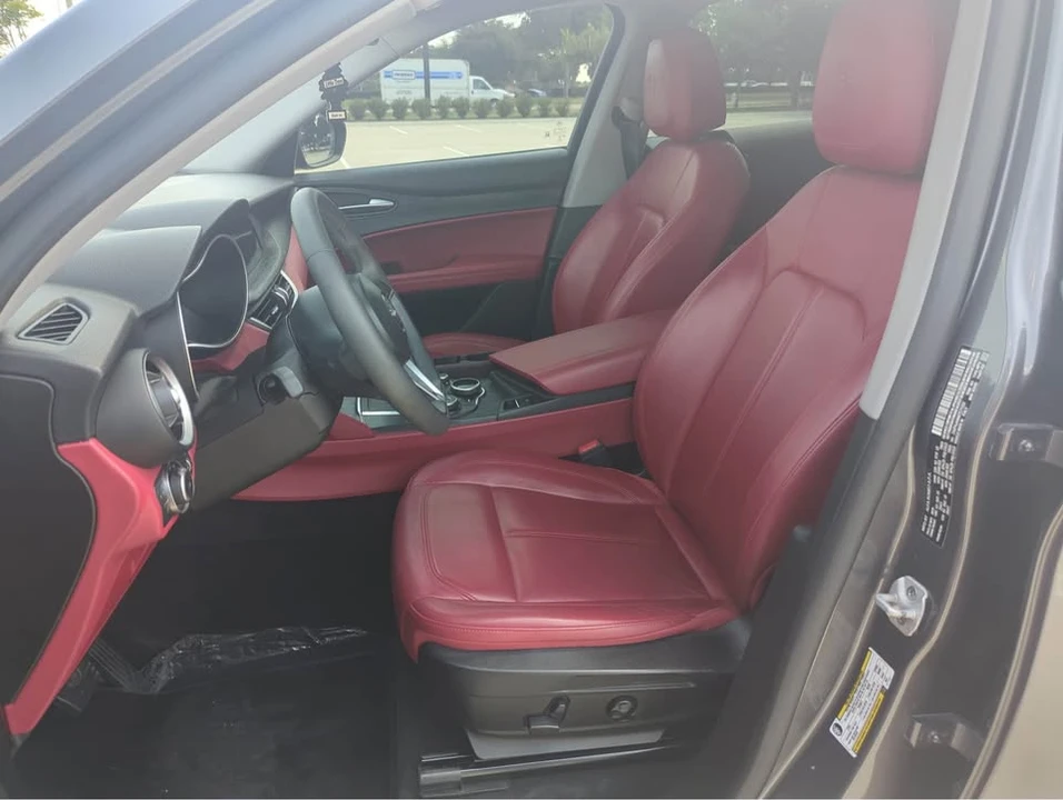 2019 Alfa Romeo Stelvio - Image 11 of 20