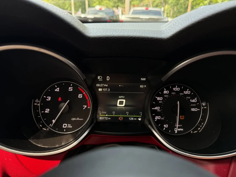 2019 Alfa Romeo Stelvio - Image 17 of 20