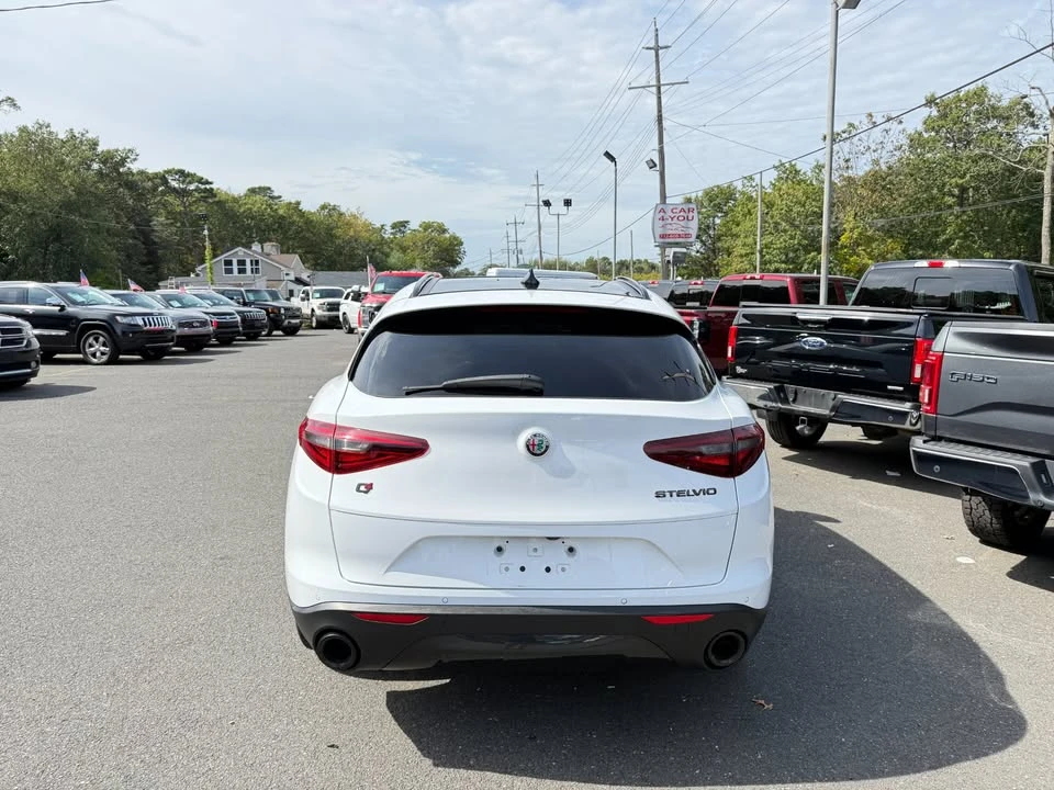 2019 Alfa Romeo Stelvio - Image 8 of 20