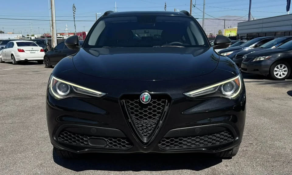 2019 Alfa Romeo Stelvio - Image 2 of 9