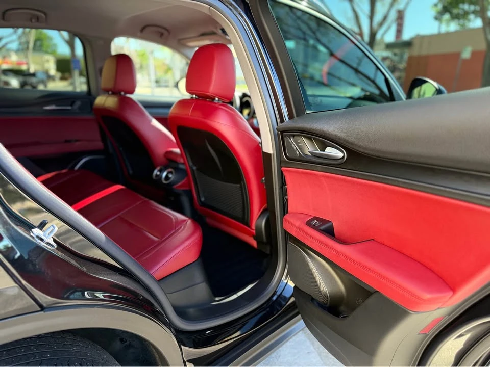 2019 Alfa Romeo Stelvio - Image 14 of 15