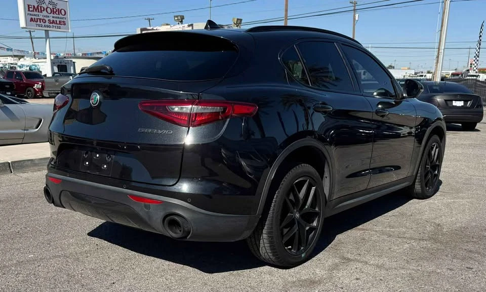 2019 Alfa Romeo Stelvio - Image 7 of 10