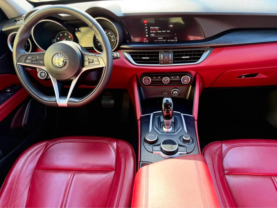 2019 Alfa Romeo Stelvio - Image 9 of 15