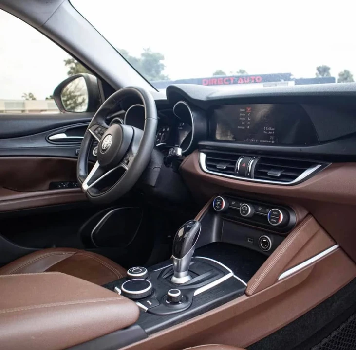 2019 Alfa Romeo Stelvio - Image 15 of 19