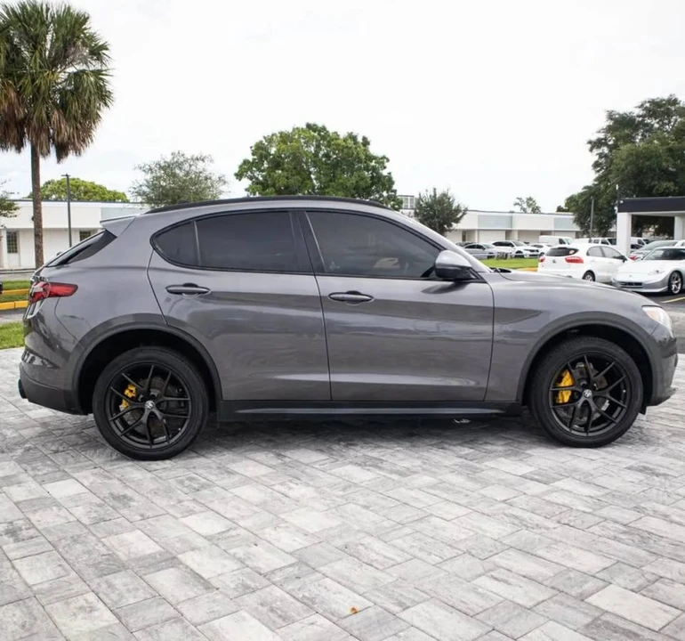 2019 Alfa Romeo Stelvio - Image 7 of 19