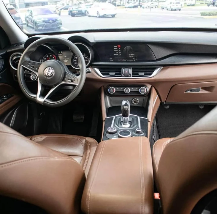 2019 Alfa Romeo Stelvio - Image 12 of 19