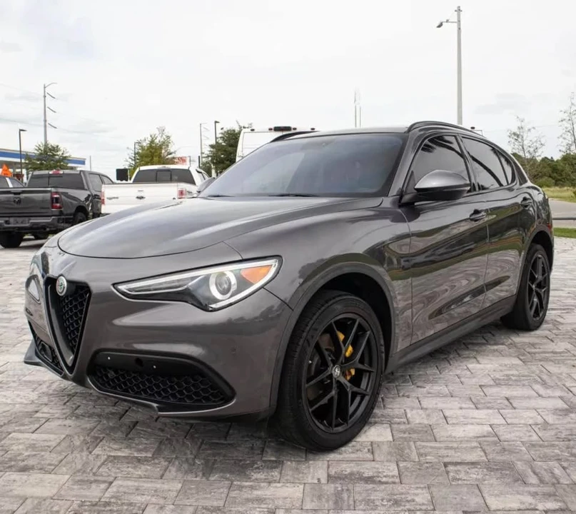 2019 Alfa Romeo Stelvio - Image 2 of 19