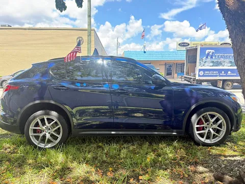 2019 Alfa Romeo Stelvio Sport SUV 4D