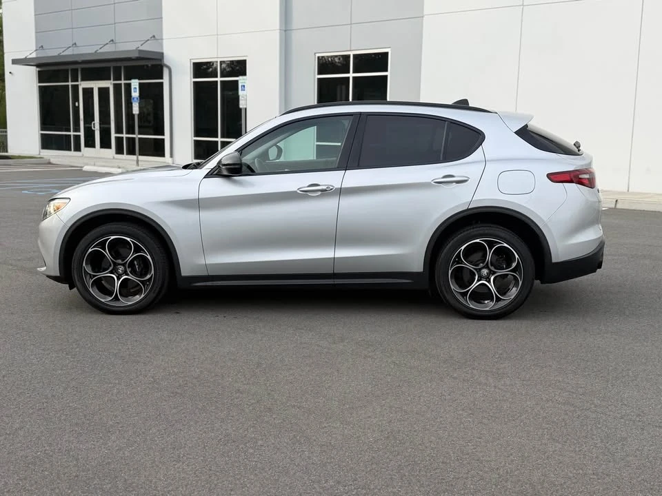 2019 Alfa Romeo Stelvio - Image 10 of 20
