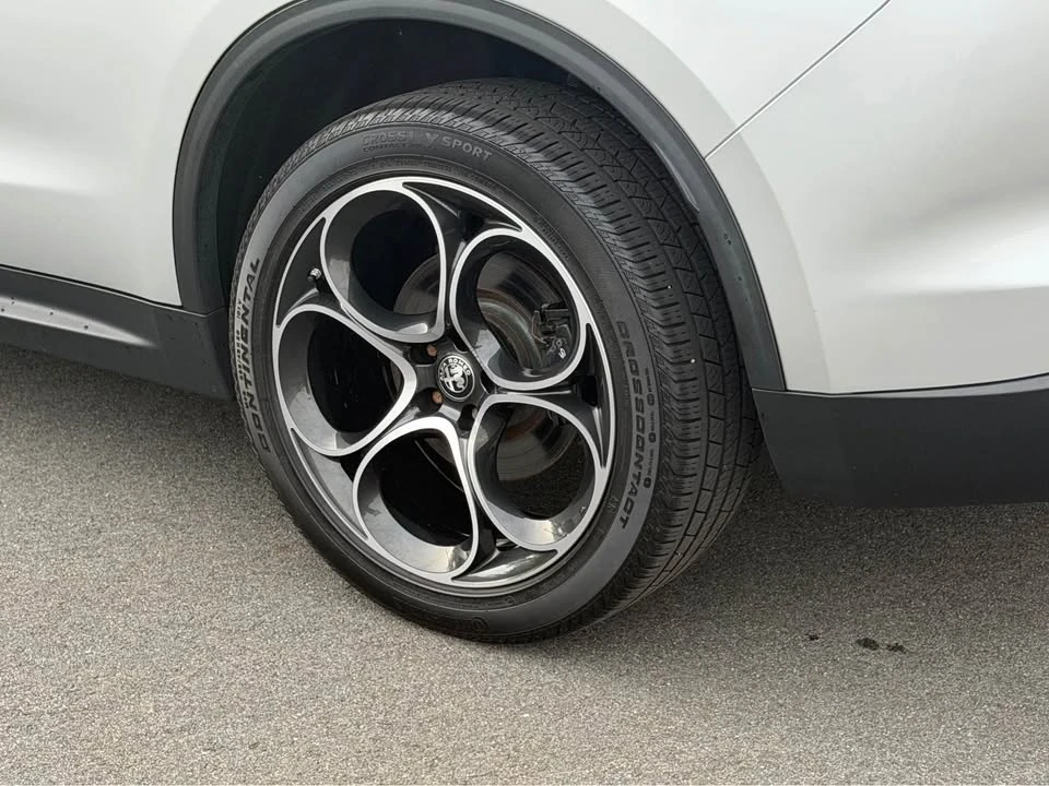 2019 Alfa Romeo Stelvio - Image 8 of 20