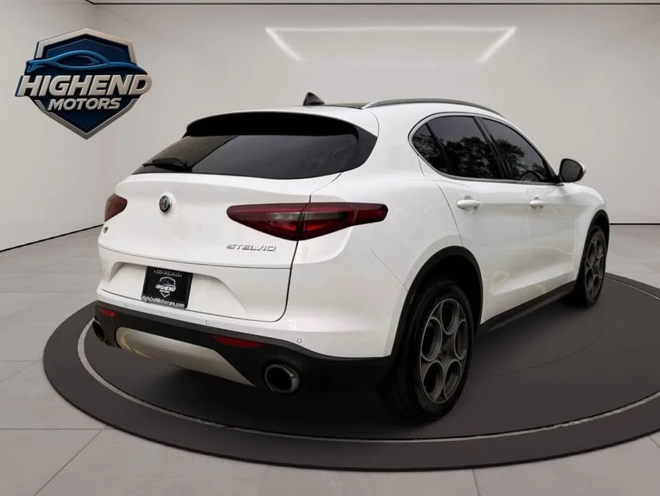 2019 Alfa Romeo Stelvio - Image 3 of 12