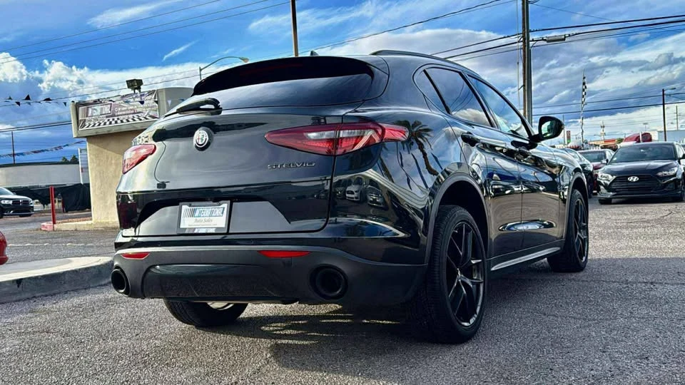 2019 Alfa Romeo Stelvio - Image 7 of 12