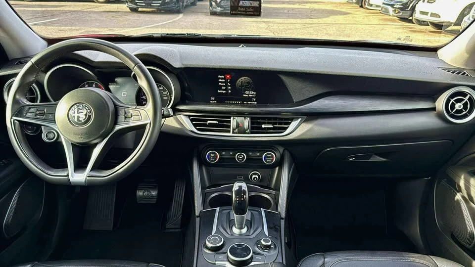 2019 Alfa Romeo Stelvio - Image 10 of 12