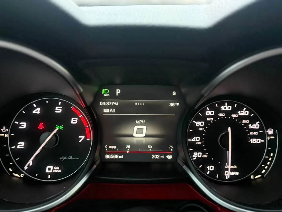 2019 Alfa Romeo Stelvio - Image 7 of 10