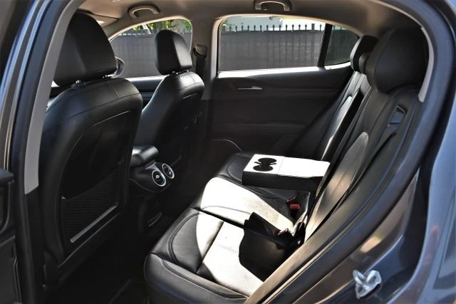2019 Alfa Romeo Stelvio - Image 17 of 20