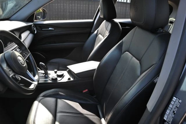 2019 Alfa Romeo Stelvio - Image 11 of 20