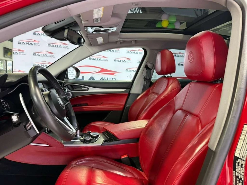 2019 Alfa Romeo Stelvio - Image 30 of 31