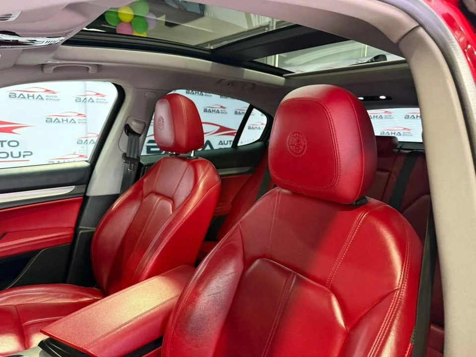 2019 Alfa Romeo Stelvio - Image 31 of 31