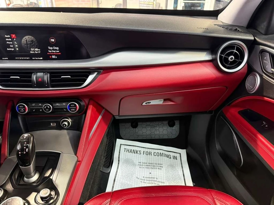 2019 Alfa Romeo Stelvio - Image 20 of 31