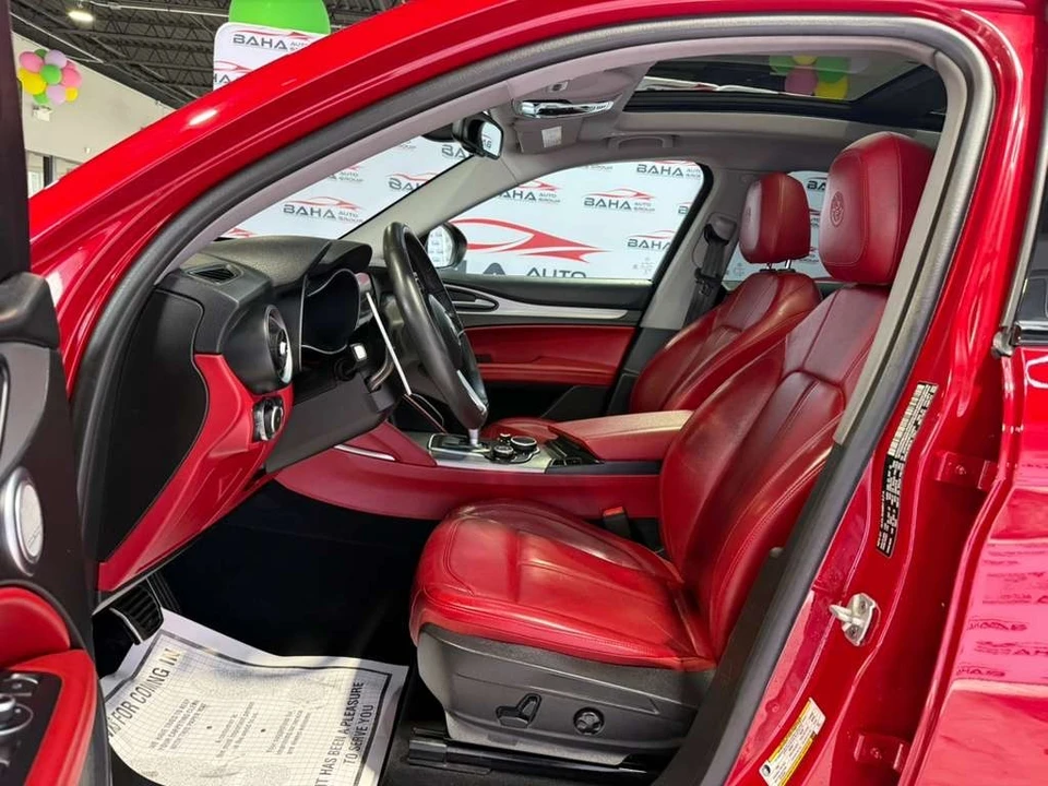 2019 Alfa Romeo Stelvio - Image 29 of 31