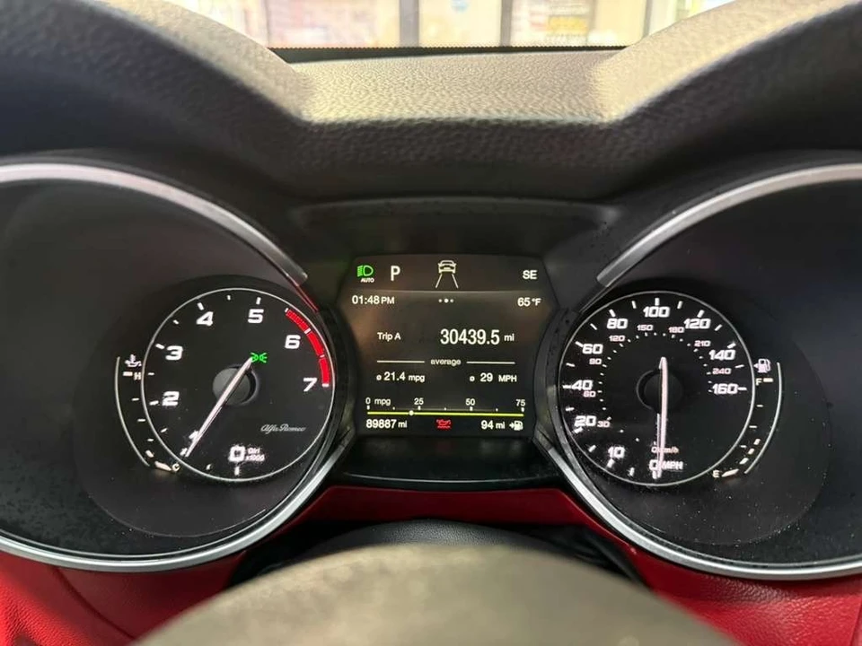 2019 Alfa Romeo Stelvio - Image 14 of 31