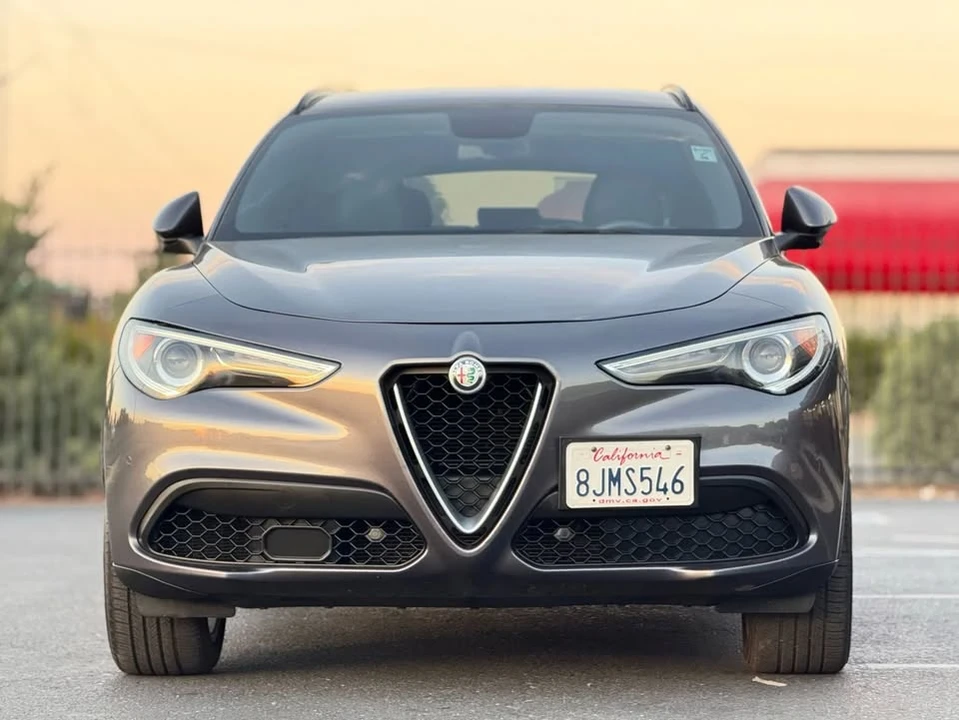 2019 Alfa Romeo Stelvio - Image 2 of 20