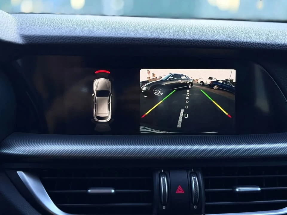 2019 Alfa Romeo Stelvio - Image 15 of 20