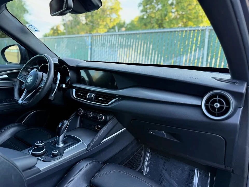 2019 Alfa Romeo Stelvio - Image 11 of 20