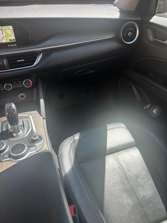 2019 Alfa Romeo Stelvio - Image 9 of 10