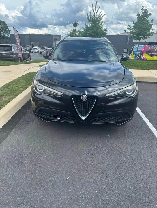 2019 Alfa Romeo Stelvio - Image 2 of 10