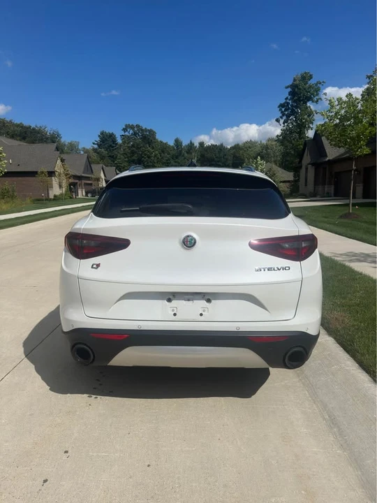 2019 Alfa Romeo Stelvio - Image 4 of 11