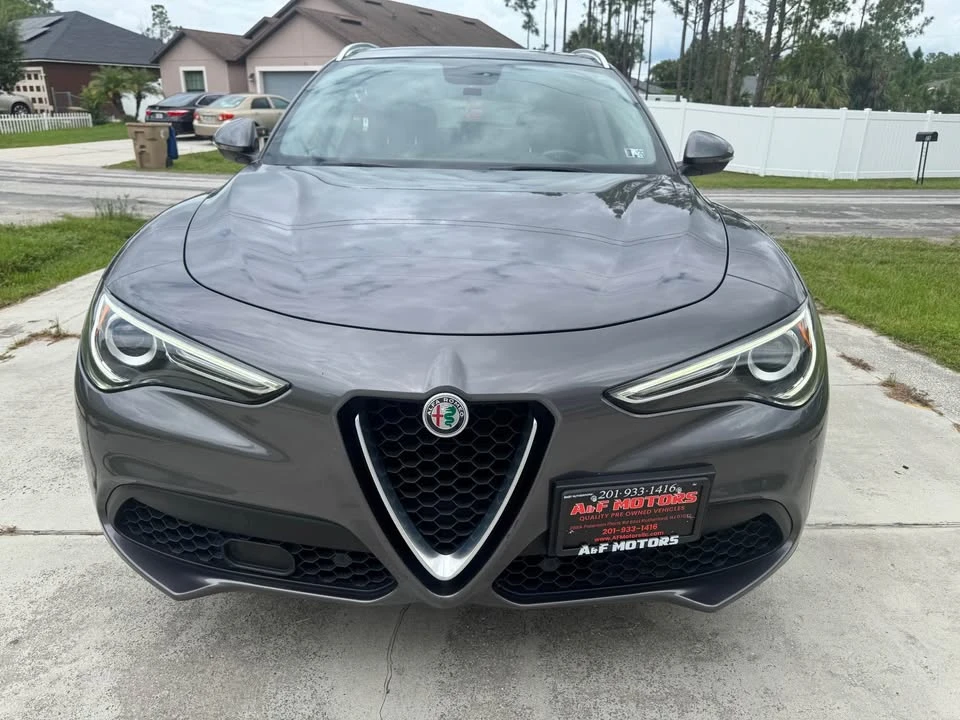 2019 Alfa Romeo Stelvio - Image 15 of 20