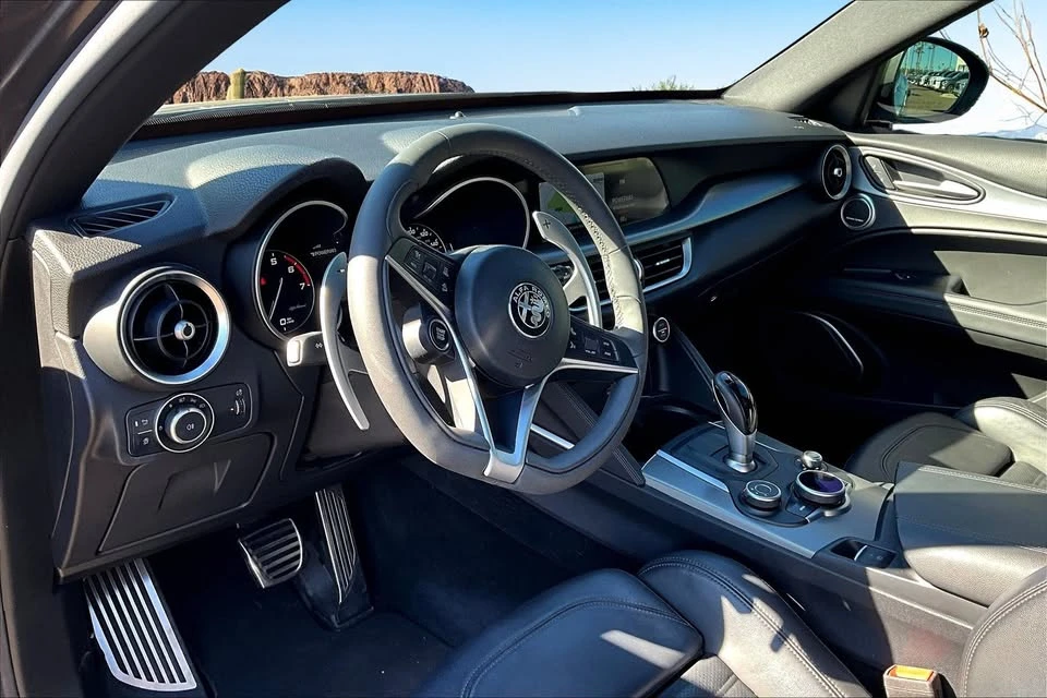 2019 Alfa Romeo Stelvio - Image 4 of 13