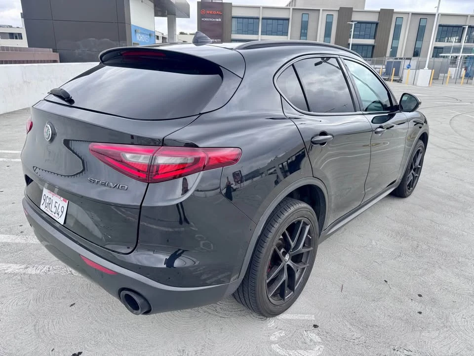 2019 Alfa Romeo Stelvio - Image 4 of 18