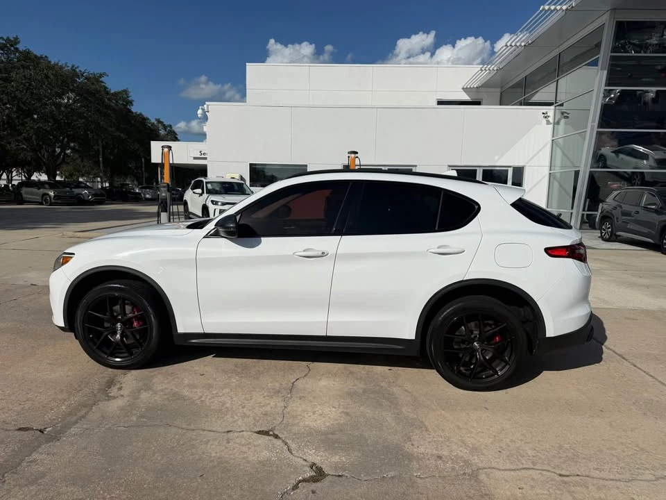 2019 Alfa Romeo Stelvio - Image 8 of 21