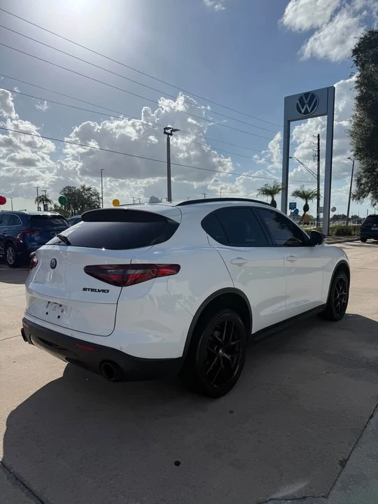 2019 Alfa Romeo Stelvio - Image 5 of 21