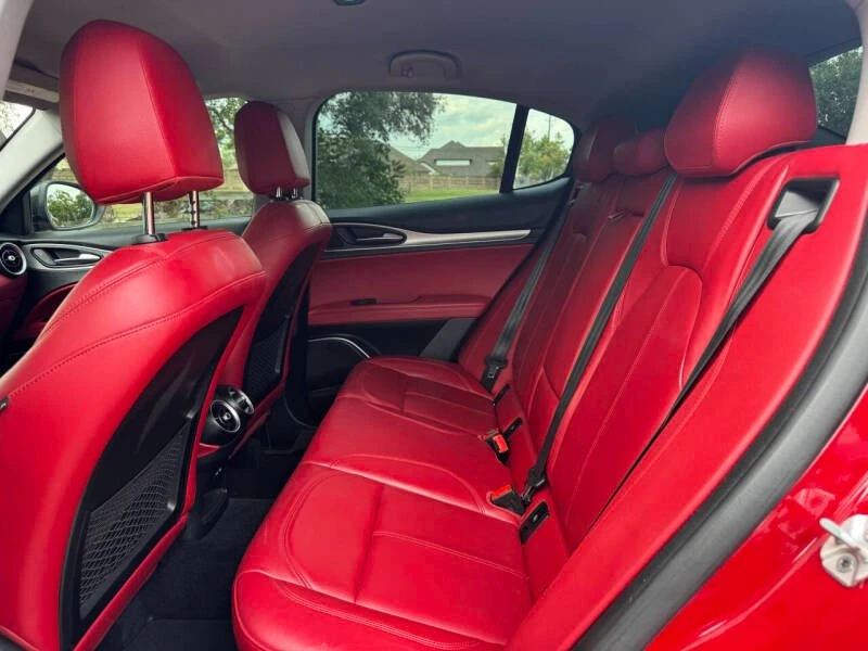 2019 Alfa Romeo Stelvio - Image 15 of 19