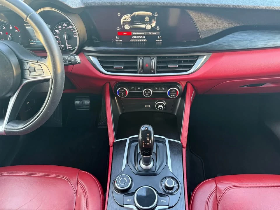 2019 Alfa Romeo Stelvio - Image 15 of 18