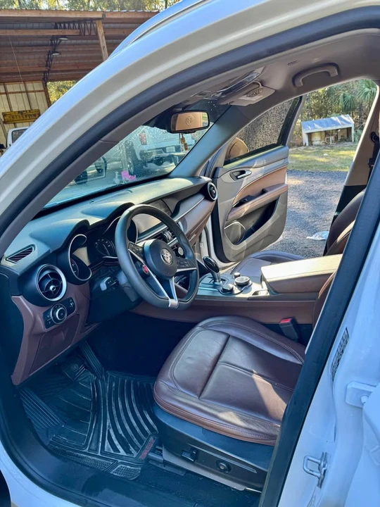 2019 Alfa Romeo Stelvio - Image 8 of 14
