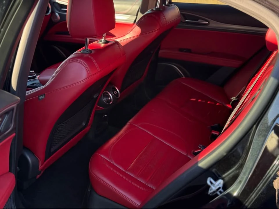 2019 Alfa Romeo Stelvio - Image 9 of 19