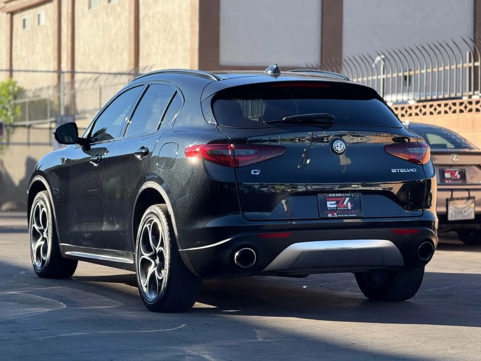 2019 Alfa Romeo Stelvio - Image 4 of 19